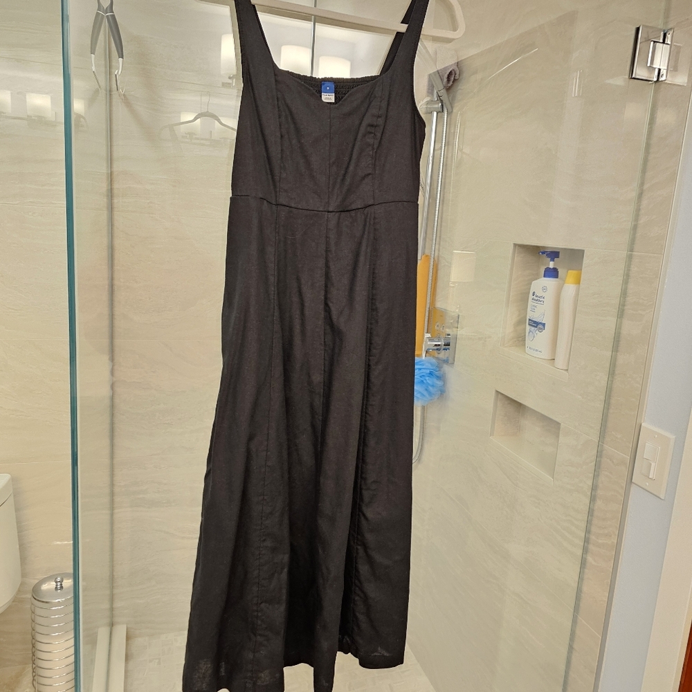 OLD NAVY - Fit & Flare Sleeveless Linen-Blend Midi Dress - Black, Size Small - Picture 3 of 7